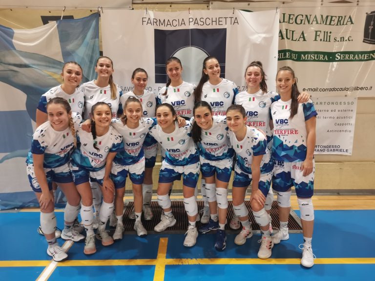 Le ragazze del VBC Officine Savigliano (foto Fb VBC Savigliano ASD)