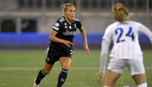 Valentina Cernoia segna il primo gol contro lo Zurigo (foto juventus.com)