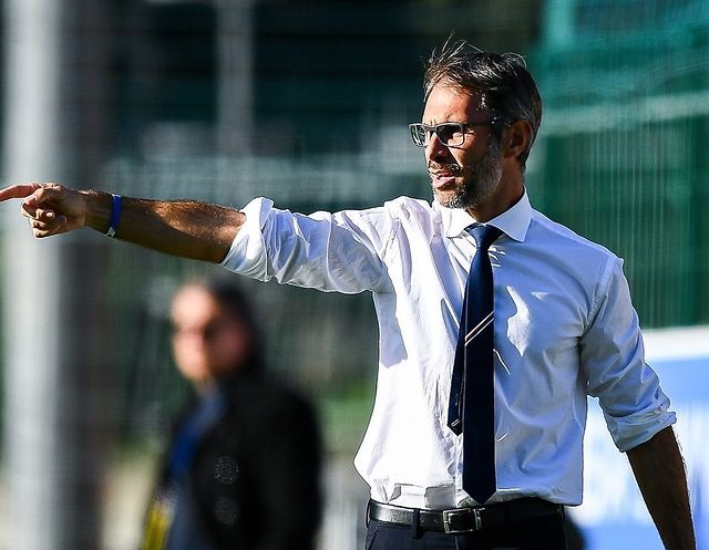 Antonio Cincotta, alla seconda stagione sulla panchina della Sampdoria (foto Instagram antoniocincotta)