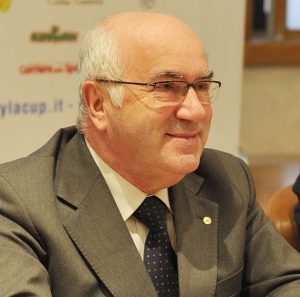 Carlo Tavecchio è stato presidente FIGC dal 2014 al 2017 (foto wikipedia.org)