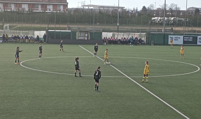 Buona la prima per la Fiorentina Femminile che supera il Milan con un tris  di reti - L Football