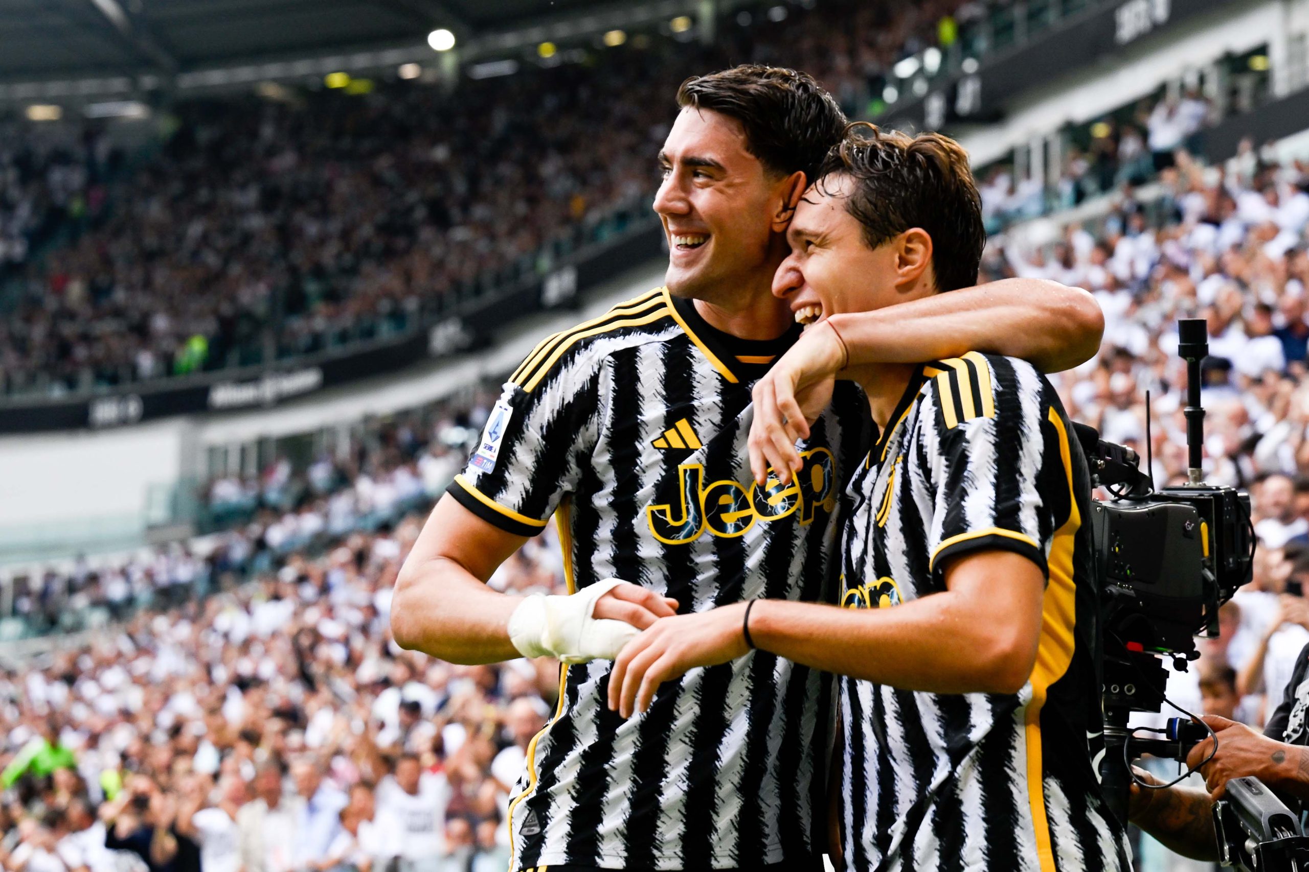 Foto account Twitter ufficiale Juventus FC
